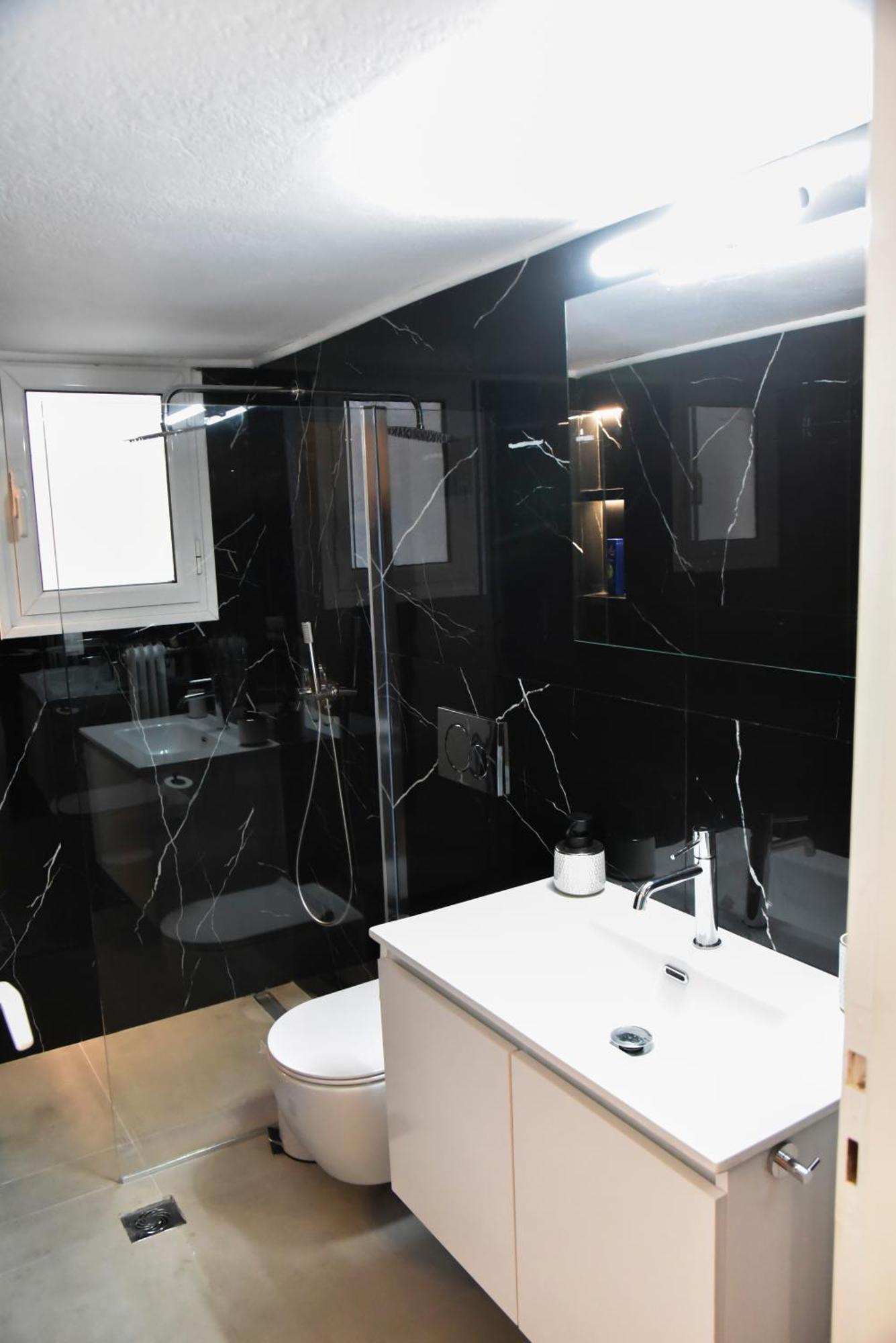 Ηλιόλουστο Apartment เอเธนส์ ภายนอก รูปภาพ