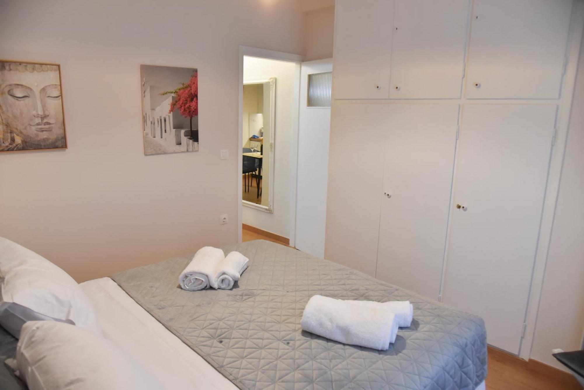 Ηλιόλουστο Apartment เอเธนส์ ภายนอก รูปภาพ
