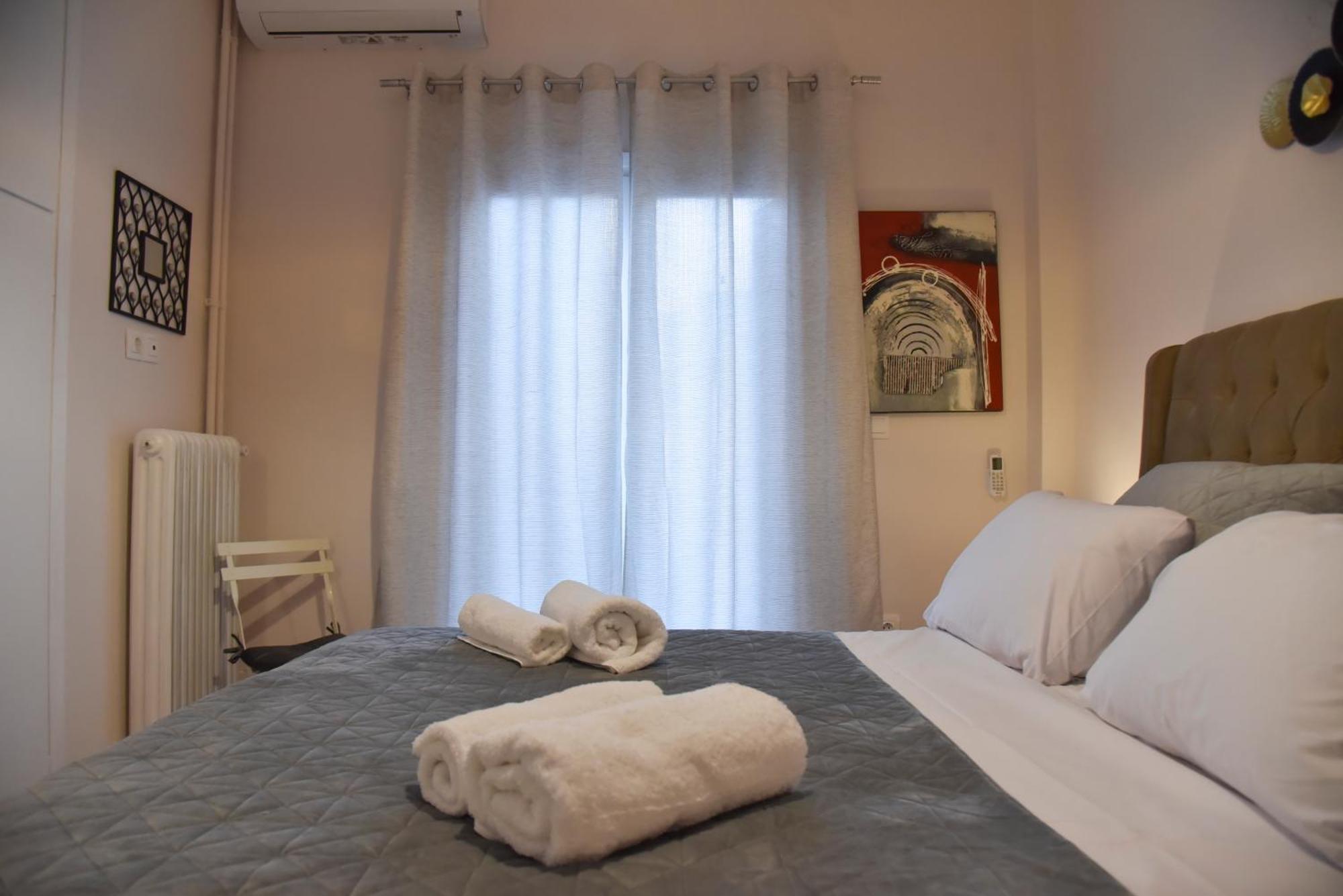 Ηλιόλουστο Apartment เอเธนส์ ภายนอก รูปภาพ